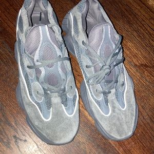 Yeezy 500 granite